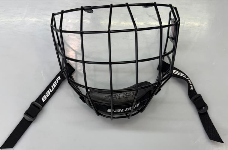Medium Bauer Profile II Face mask  Full Cage (Used) Black