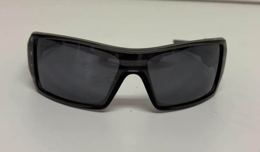 Oakley Oil Rig Translucent Gray Wrap Sunglasses Polarized Lenses EXCELLENT