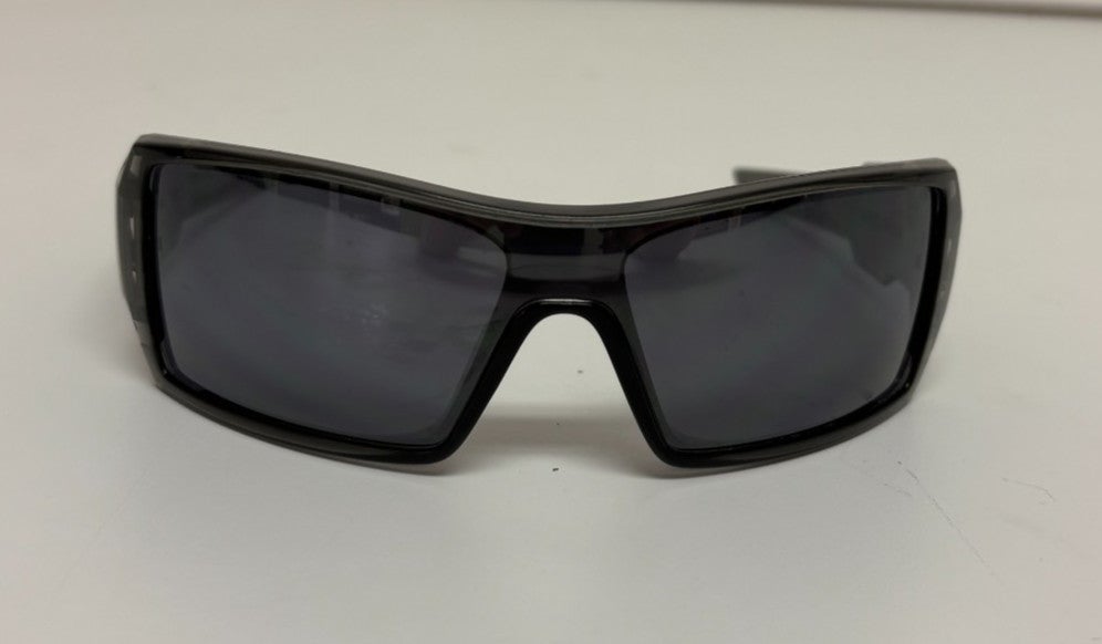 Oakley Oil Rig Translucent Gray Wrap Sunglasses Polarized Lenses EXCELLENT