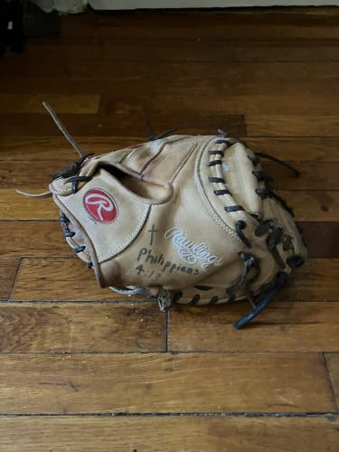 Catcher's Rawlings RH Heart of the Hide Baseball Glove 33" (Used)