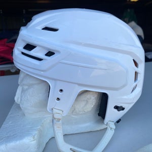 CCM Tacks 710 Pro Stock Hockey Helmet Medium White 73410