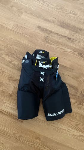 Large Intermediate Bauer Supreme 3S Hockey Pants  (New)