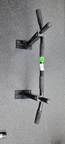 Used Mounted Pull Up Bar 11497-S000150526