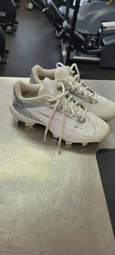 Used Nike Adult FB Cleats White Senior 6 11497-S000150529