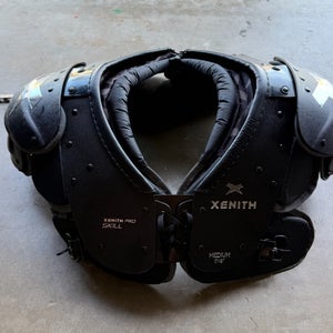 Medium Adult Xenith Pro Skill Shoulder Pads (Used)