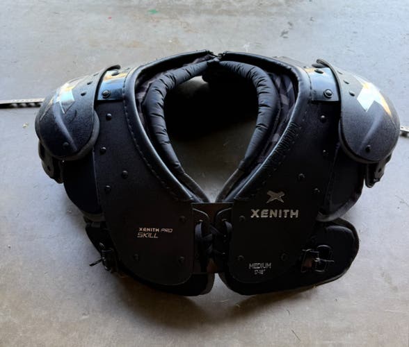 Medium Adult Xenith Pro Skill Shoulder Pads (Used)