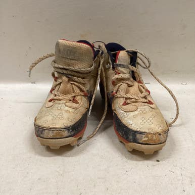 Used Under Armour BB BB/SB Cleats White Junior 01.5 11725-S000485865