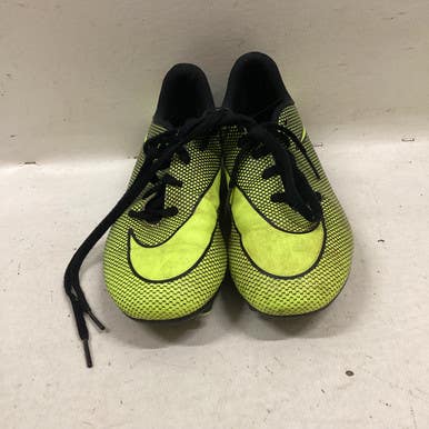 Used Nike Soccer Cleats Yellow Junior 03 11725-S000489104