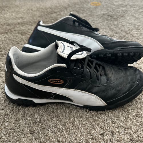 Puma Esito Turf Soccer Shoes/Cleats Men Size 9.5