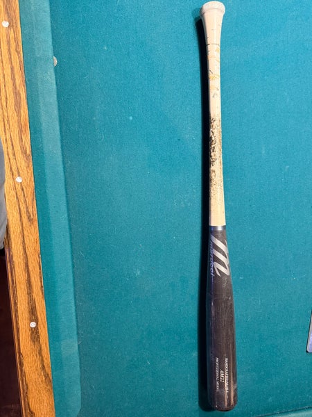 Marucci AP5 Maple BBCOR Certified Bat (-3)  30 oz 33" (Used)