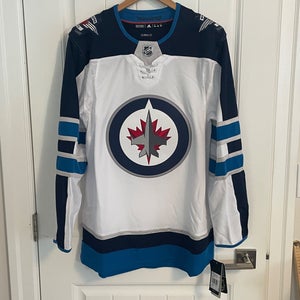 BNWT Authentic NHL Adidas Winnipeg Jets Home White Jersey Size 46 Small NEW