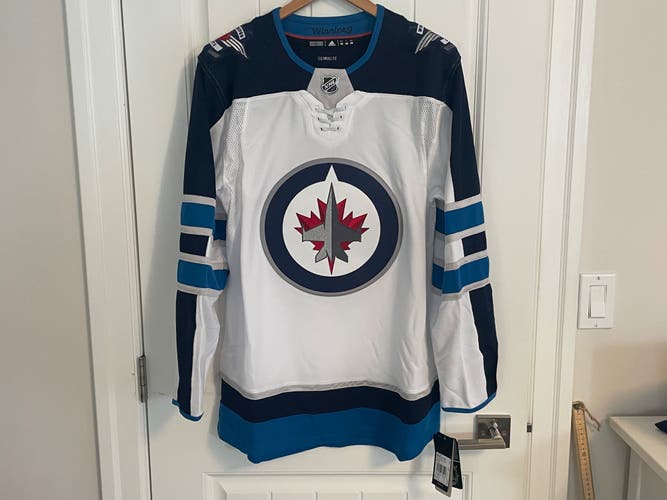 BNWT Authentic NHL Adidas Winnipeg Jets Home White Jersey Size 46 Small NEW