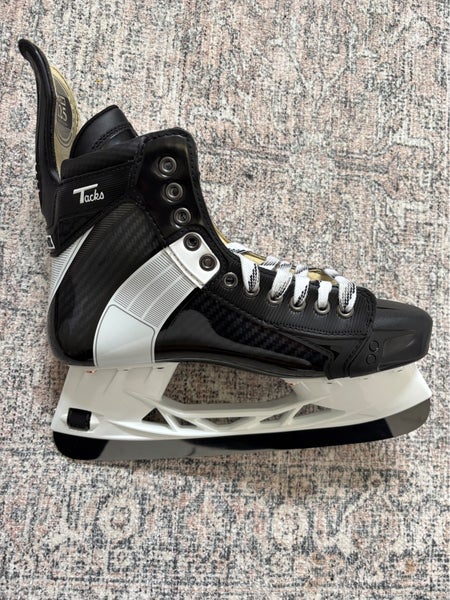 CCM Tacks 652 Pro Hockey Skates Regular Width  10 (New)