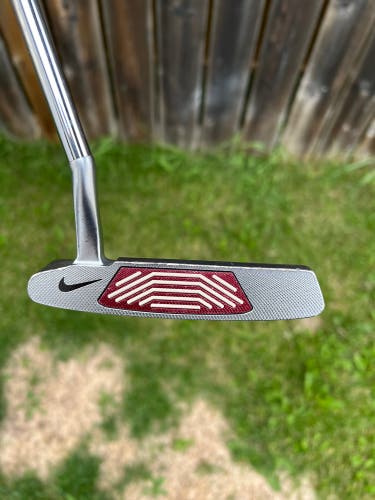 Silver Men's Nike Blade Method Core MC 01w Left Hand Putter 34" (Used)