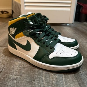 Air Jordan Mid- Men's Size M 10.0