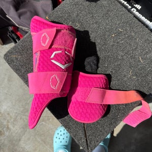 Pink Senior EvoShield Leg guard  (Used)