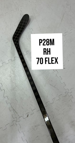 Senior(1x)Right P28M 70 Flex PROBLACKSTOCK Pro Black Out Unbranded Pro Stock Nexus Hockey Sticks