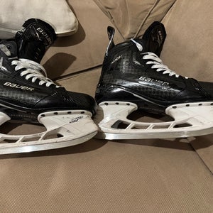 Bauer Supreme Mach Hockey Skates Regular Width 11.5 (Used)