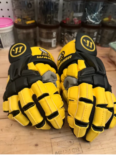 Warrior Burn XP Lacrosse Gloves