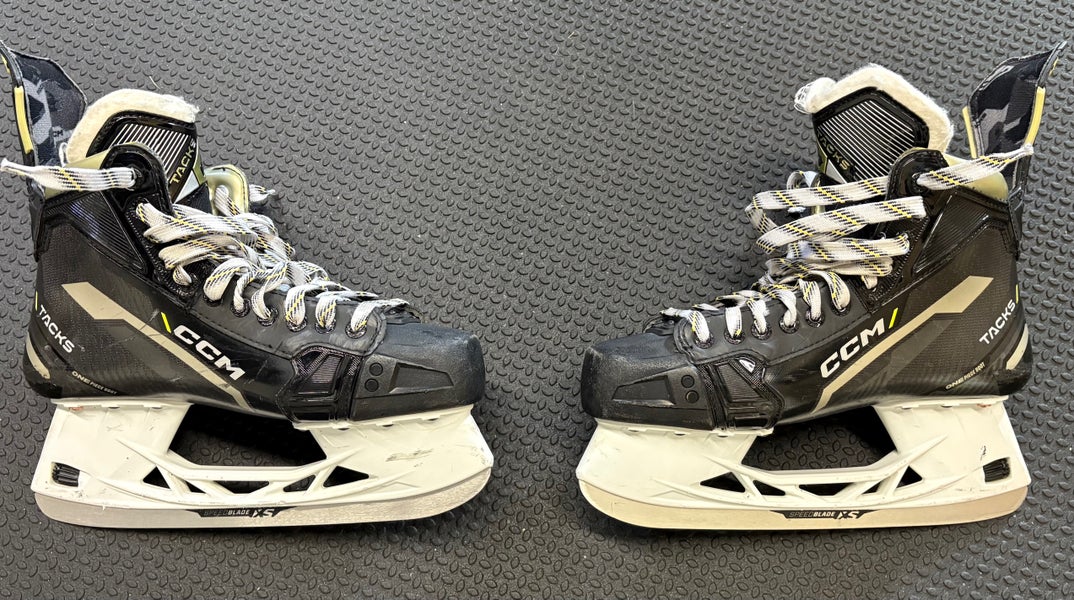 CCM Tacks AS580 Hockey Skates Regular Width 9.5 (Used)