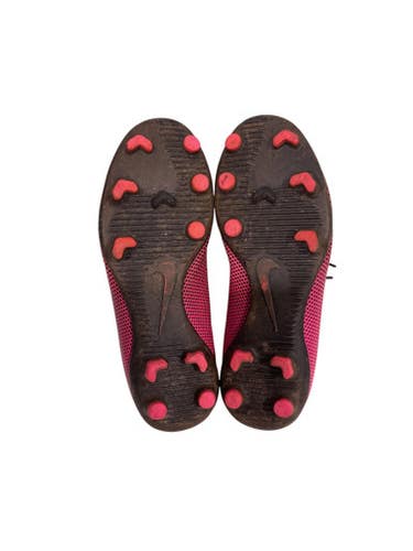 Used Nike Soccer Cleats Pink Junior 02.5 11847-S000027950