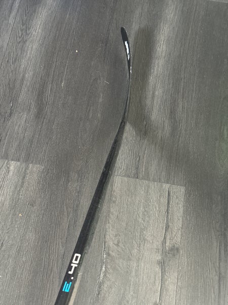Senior Bauer Nexus E4 Right Handed Hockey Stick P28 (Used)