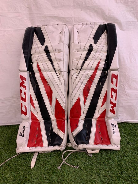 White 26" Junior CCM Extreme Flex E4.5 Goalie Leg Pads (Used)