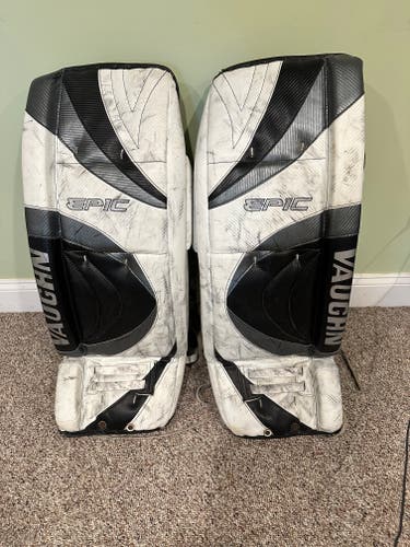 35" Vaughn Epic Goalie Leg Pads (Used)