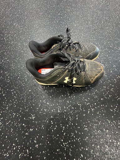 Used Under Armour LEADOFF BB/SB Cleats Black And White Junior 03.5 11849-S000029940