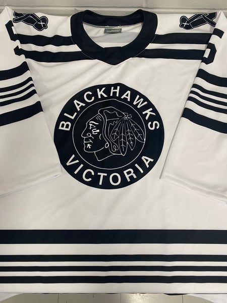 TEAM SET - BlackHawks hockey jerseys (NEW)