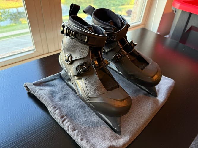 2024 Bauer Konekt 2 Hockey Goalie Skates Regular Width 7 (Used)