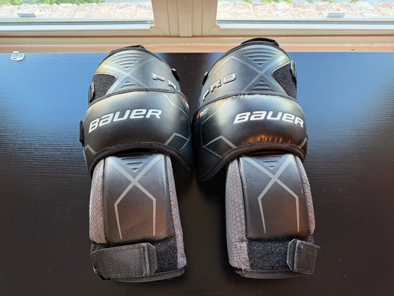 Bauer Pro Senior Goalie Knee Guards (Used)