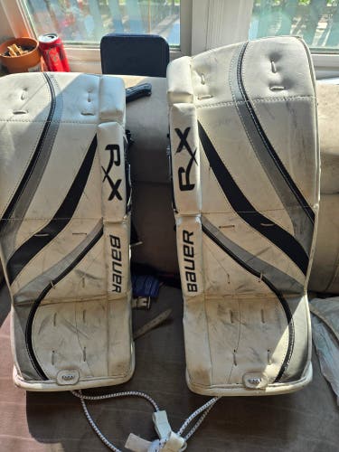 26" Bauer RX4 Goalie Leg Pads (Used)