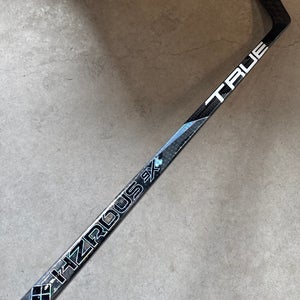 P28 90 Flex Senior True Hzrdus Left Handed Hockey Stick Pro Stock NHL (New)