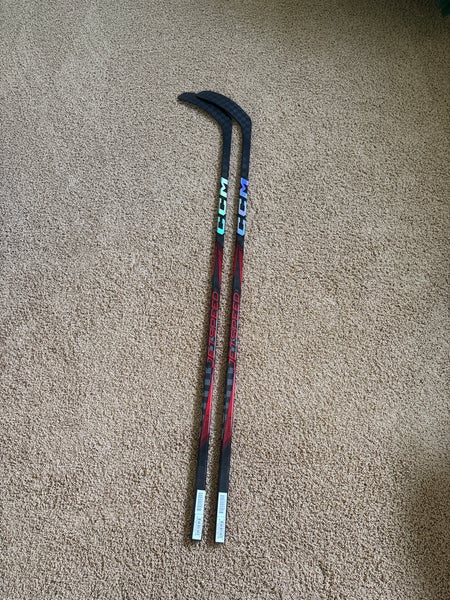 Senior CCM JetSpeed Right Handed Hockey Stick P29 (New)