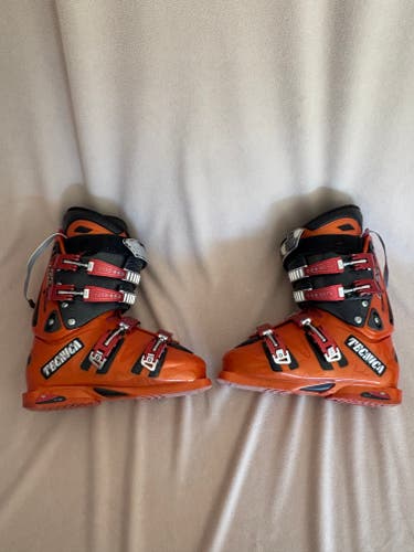 Men's Tecnica All Mountain Icon TNT Ski Boots (Used)