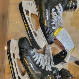 Bauer Supreme M5 Pro Hockey Skates 6.5 (New)