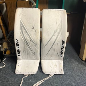 32"  Senior XS Bauer HyperLite 2 Leg Pads (Used)