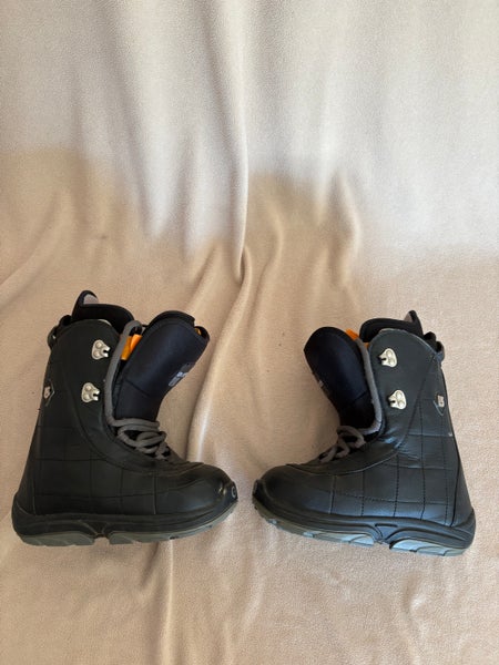 Kid's Size M 3.0 (W 4.0) Burton ION Grom Snowboard Boots (Used)