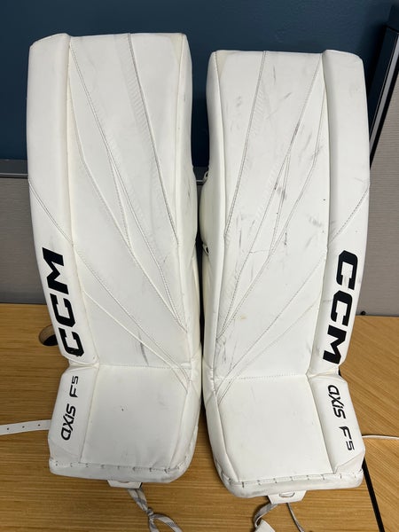 26" 2025  CCM Axis F5 Goalie Leg Pads (Used)