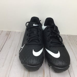 Black Women's Size 6 Nike Low Top Hyperdiamond 4 Softball Molded Cleats (Like New)