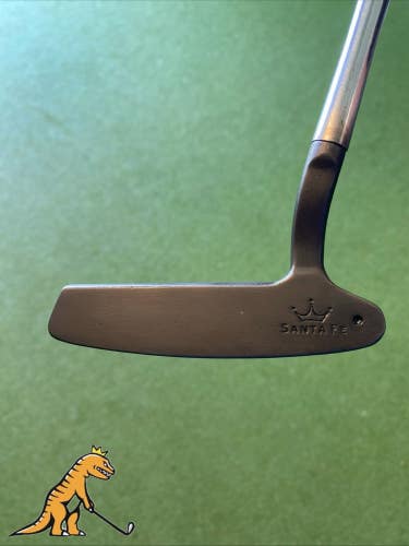 Black Scotty Cameron Santa Fe 32.5 Blade Putter