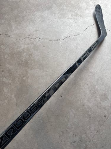 P28 75 Flex Senior True Hzrdus Left Handed Hockey Stick Pro Stock NHL (New)
