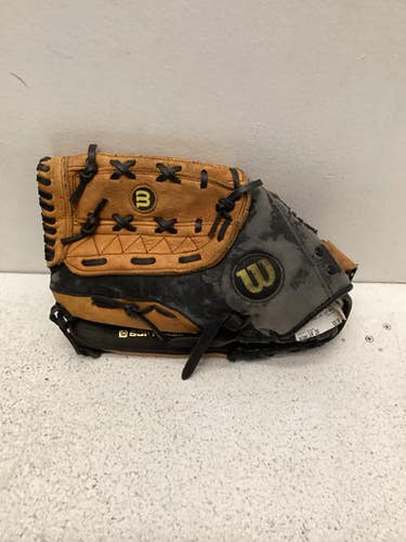 Used Wilson A0362 BB/SB Glove LH Throw Black 14" 11443-S000196151