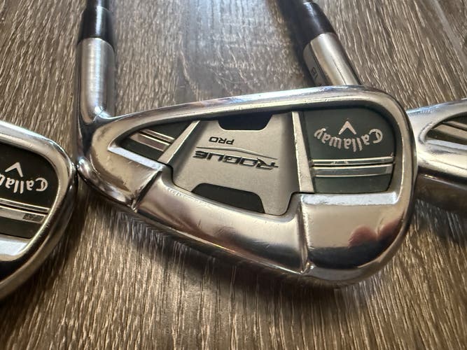 Men's 2018 Callaway Rogue Pro Right Handed Iron Set Stiff Flex 7 Pieces Graphite Shaft (Used)