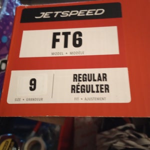 *Unused* CCM JetSpeed FT6 Hockey Skates Regular Width 9 (New)