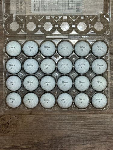 24 Titleist Pro V1 Golf Balls - 5A MINT CONDITION ONLY