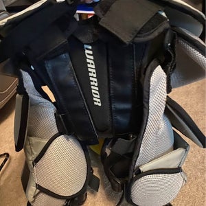 Warrior Jr Ice Hockey Small Medium Goalie Chest Protector