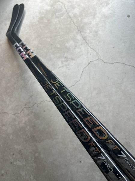 2 PACK 65 Flex P92 Senior CCM Jetspeed FT7 Pro Right Handed Hockey Stick Pro Stock (New)