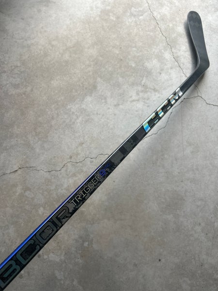 P92 75 Flex Senior CCM RibCor Trigger 9 Pro Left Hand Hockey Stick Pro Stock NCAA
